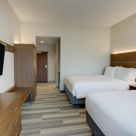 Holiday Inn Express - Wilmington - Porters Neck By Ihg Екстериор снимка