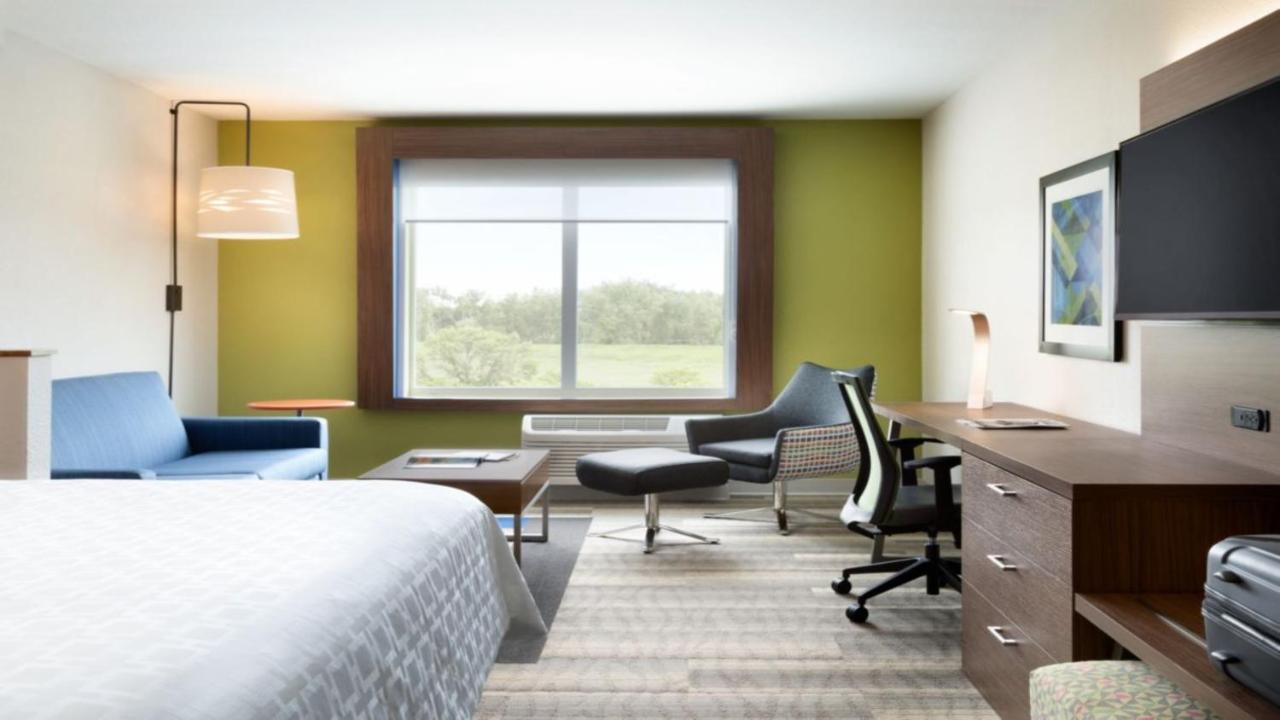 Holiday Inn Express - Wilmington - Porters Neck By Ihg Екстериор снимка