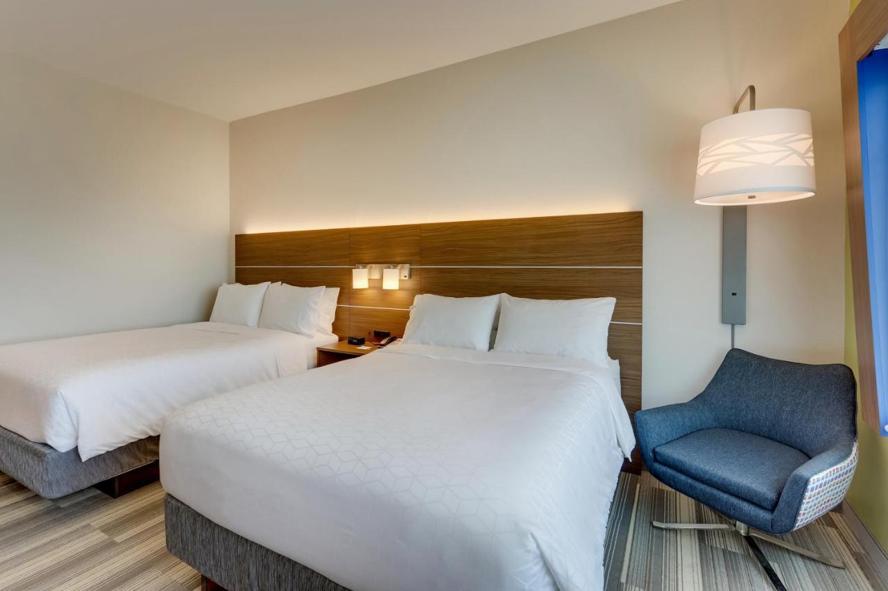 Holiday Inn Express - Wilmington - Porters Neck By Ihg Екстериор снимка