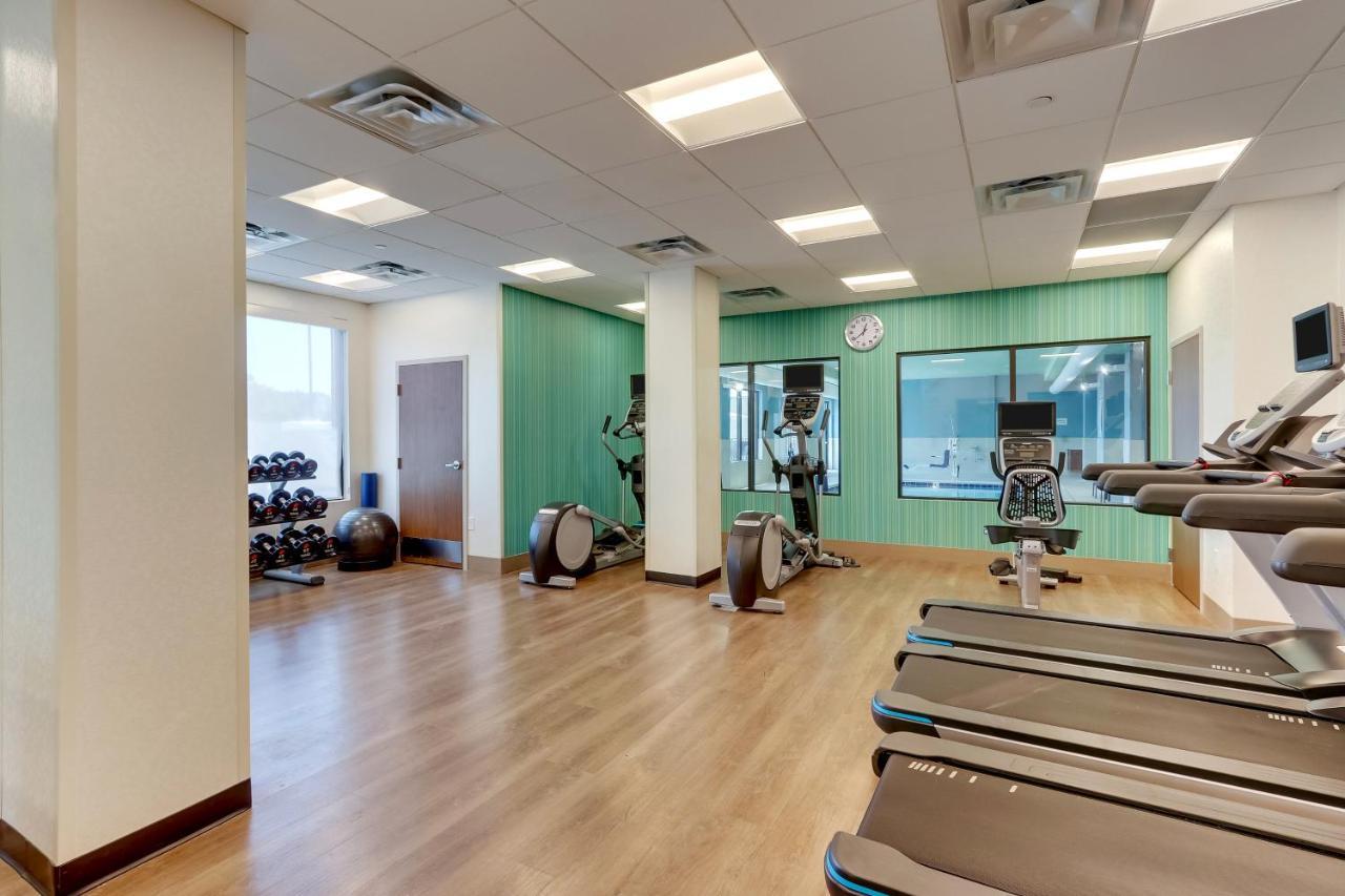 Holiday Inn Express - Wilmington - Porters Neck By Ihg Екстериор снимка