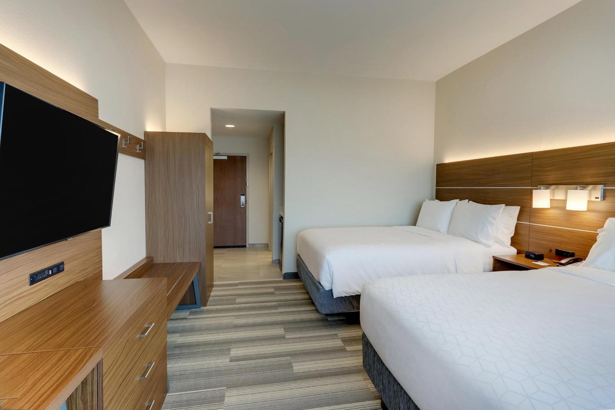 Holiday Inn Express - Wilmington - Porters Neck By Ihg Екстериор снимка